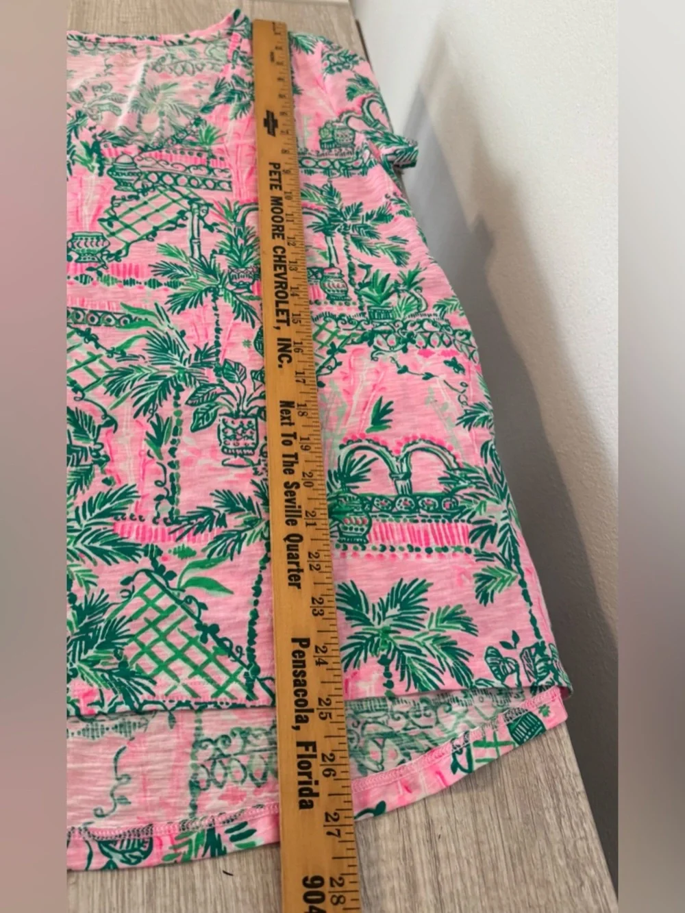 Lilly Pulitzer Etta V-Neck Top Mandevilla Baby Cotton Preppy Southern Medium - Picture 5 of 10